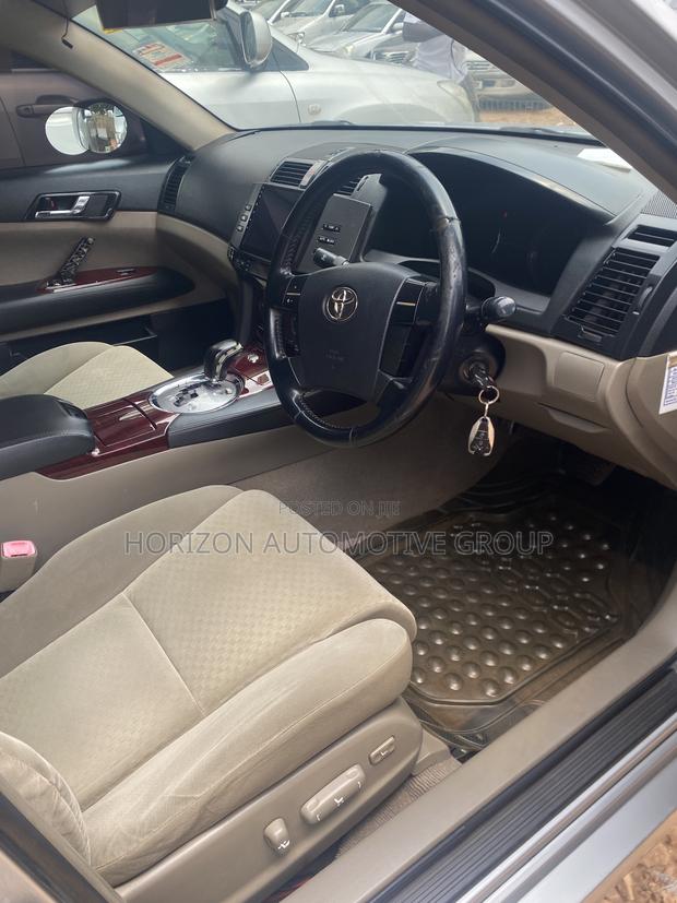 Toyota Mark X 2009 Silver