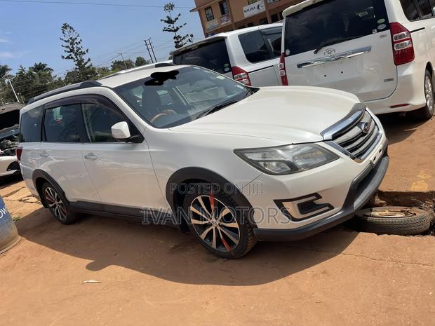 Subaru Exiga 2015 White