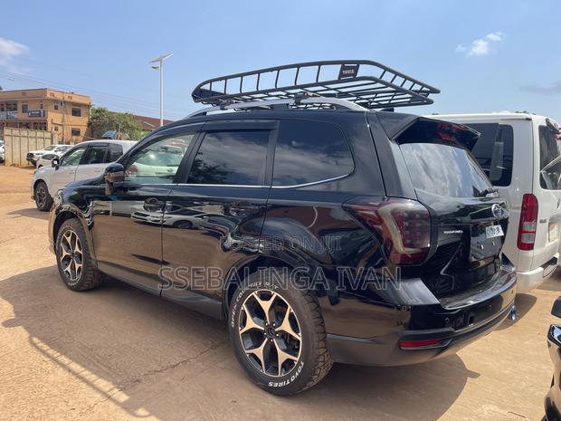 Subaru Forester 2017 Black