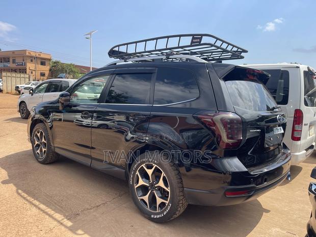 Subaru Forester 2017 Black
