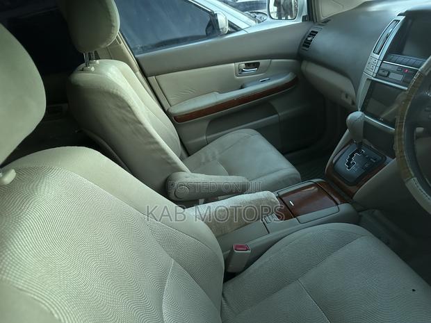 Toyota Harrier 2.4 2008 Off white