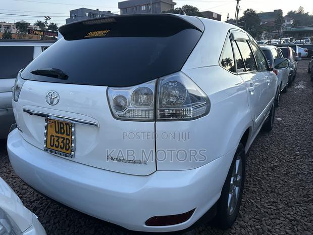 Toyota Harrier 2.4 2008 Off white