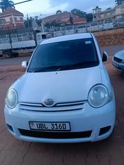 Toyota Sienta 2009 White for sale