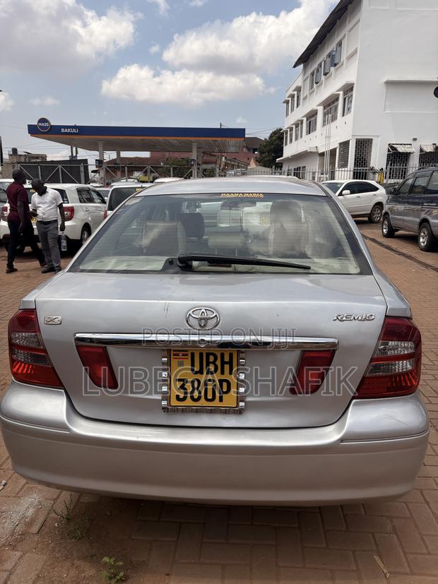 Toyota Premio 2006 Silver