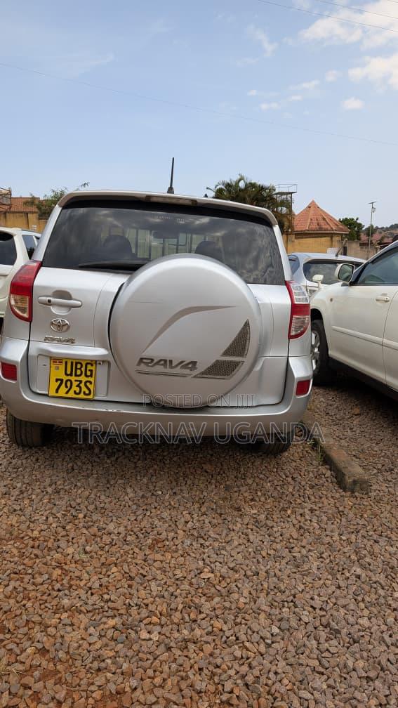 Toyota RAV4 V6 2006 Silver