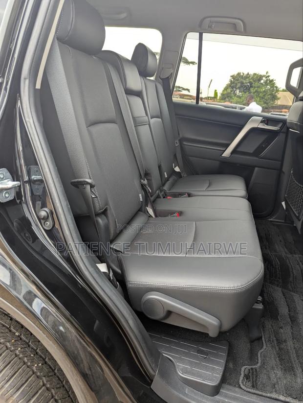 Toyota Land Cruiser 2021 Black