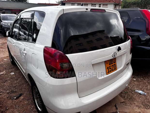 Toyota Corolla Spacio 2005 White