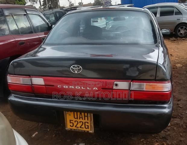 Toyota Corolla 1995 Gray