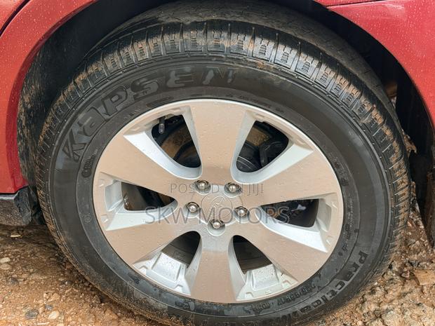 Subaru Outback 2011 Red