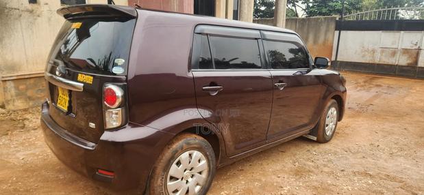 Toyota Rumion 2025 Maroon