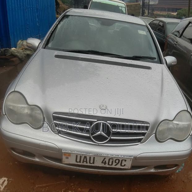Mercedes-Benz C180 2004 Silver