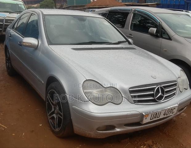 Mercedes-Benz C180 2004 Silver