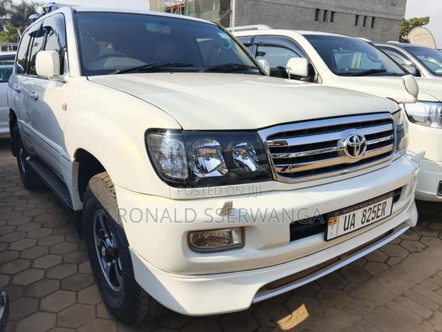 Toyota Land Cruiser Cygnus 4.7 2007
