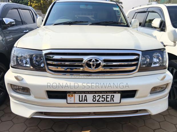 Toyota Land Cruiser Cygnus 4.7 2007