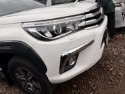 Toyota Hilux 2018 White for sale