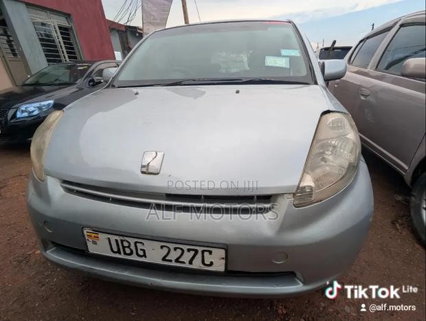 Toyota Passo 2008 Silver