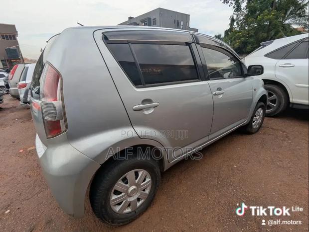 Toyota Passo 2008 Silver