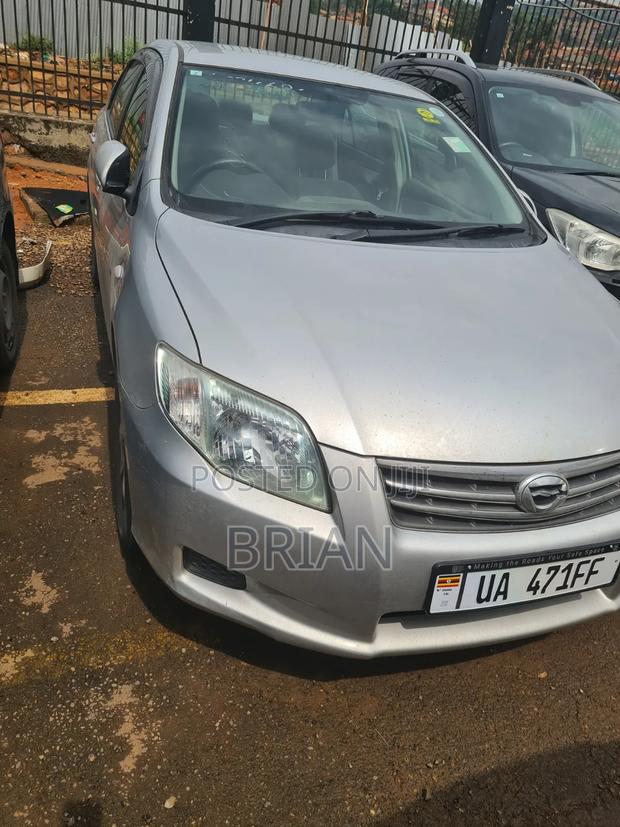 Toyota Axio 2012 Silver