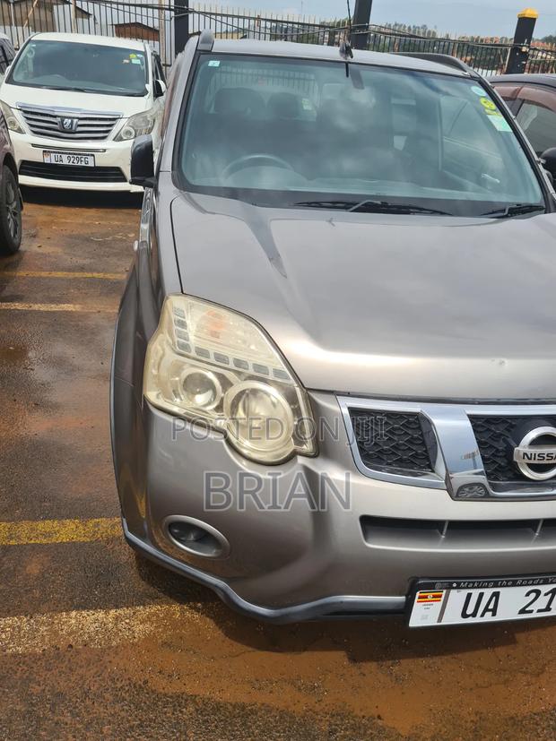 Nissan X-Trail 2012 Silver