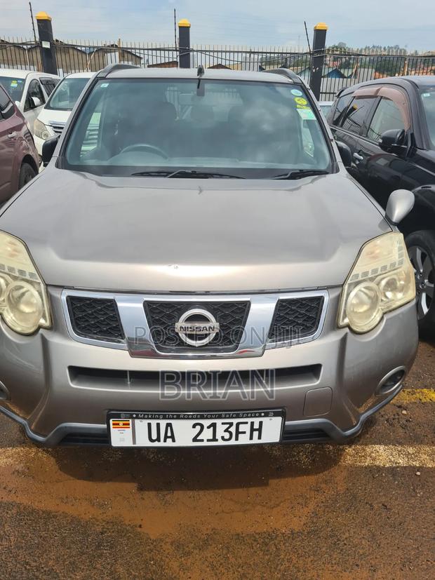 Nissan X-Trail 2012 Silver