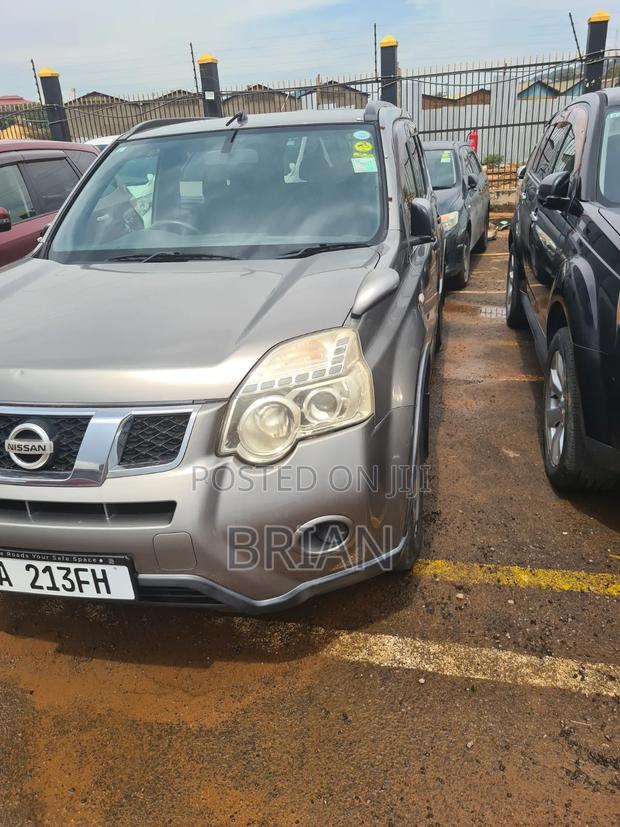 Nissan X-Trail 2012 Silver