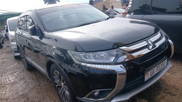 Mitsubishi Outlander 2017 Black