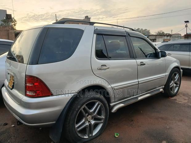 Mercedes-Benz M Class 2006 Silver