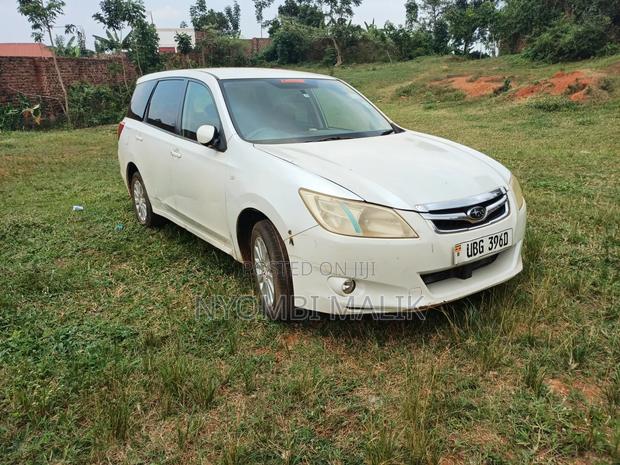 Subaru Exiga 2009 White