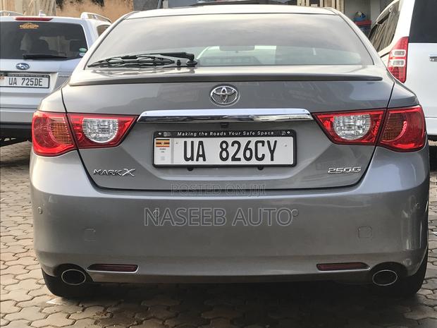 Toyota Mark X 2011 Gray