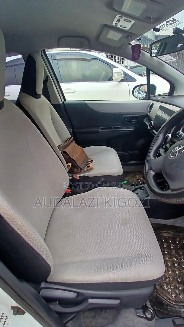 Toyota Vitz 2011 White