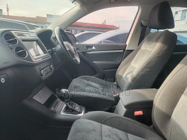 Volkswagen Tiguan 2012