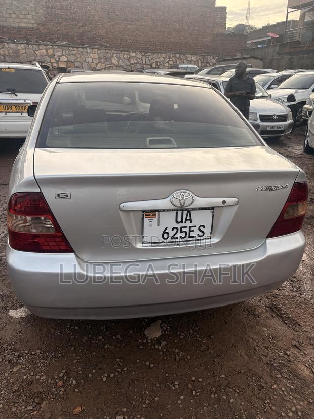 Toyota Corolla 2002 Silver