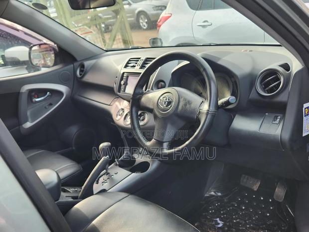 Toyota RAV4 2008 Gray