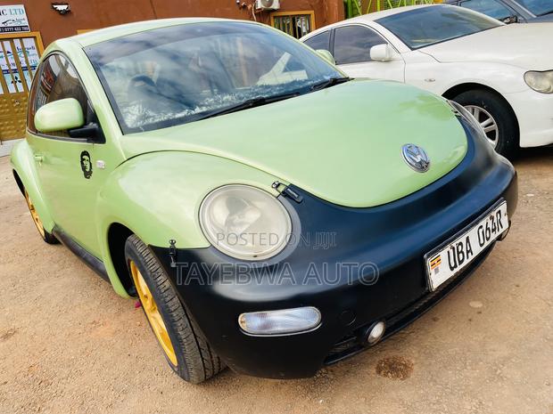 Volkswagen Beetle 2004 Green