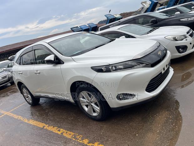 Toyota Harrier 2017 White