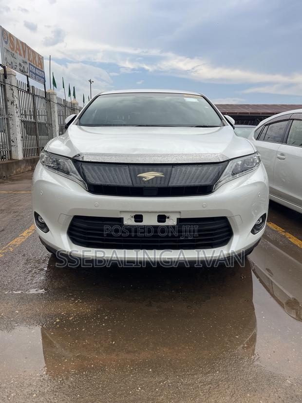 Toyota Harrier 2017 White
