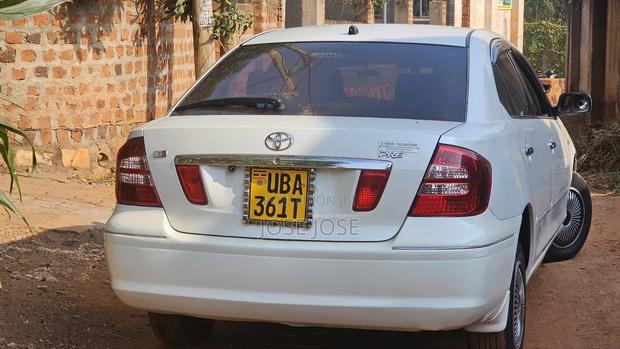 Toyota Premio 2006 White