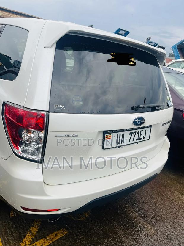 Subaru Forester 2010 White