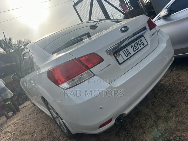 Subaru Legacy 2.0D Sedan 2011 White