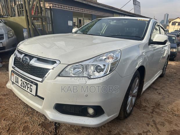 Subaru Legacy 2.0D Sedan 2011 White
