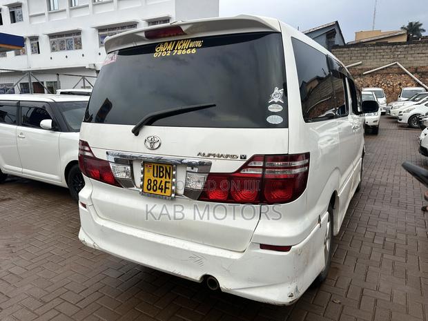 Toyota Alphard 2008 White