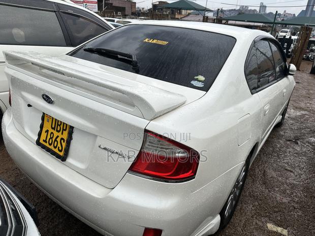 Subaru Legacy 2.0 G 2008 White