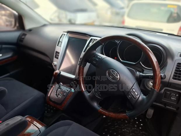Toyota Harrier 2010 Gray