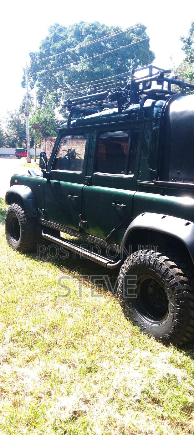 Land Rover Defender 2002 Green