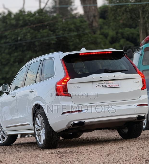 Volvo XC90 Plug-In Hybrid T8 AWD Core 7-Seater 2025 White