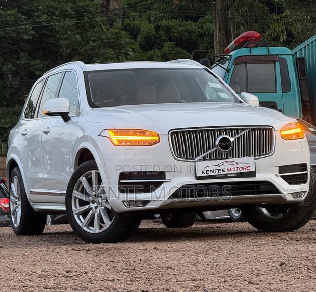 Volvo XC90 Plug-In Hybrid T8 AWD Core 7-Seater 2025 White