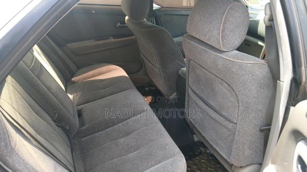 Toyota Mark II 2002 White