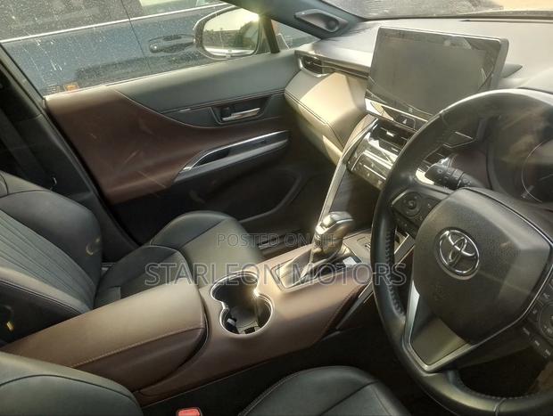 Toyota Harrier 2021 Blue