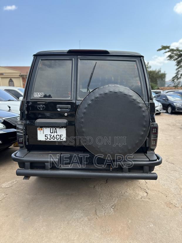 Toyota Land Cruiser Prado 2008 Black