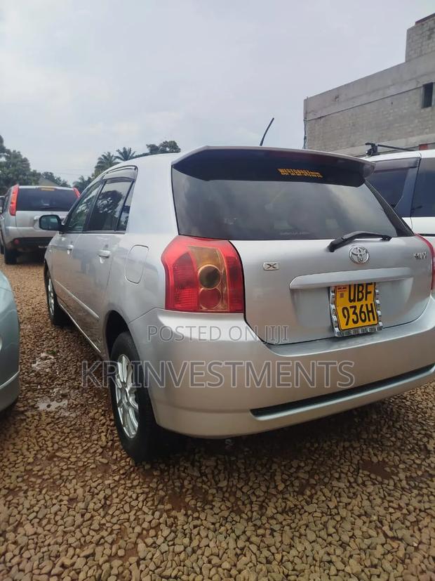 Toyota Corolla RunX 2006 Silver